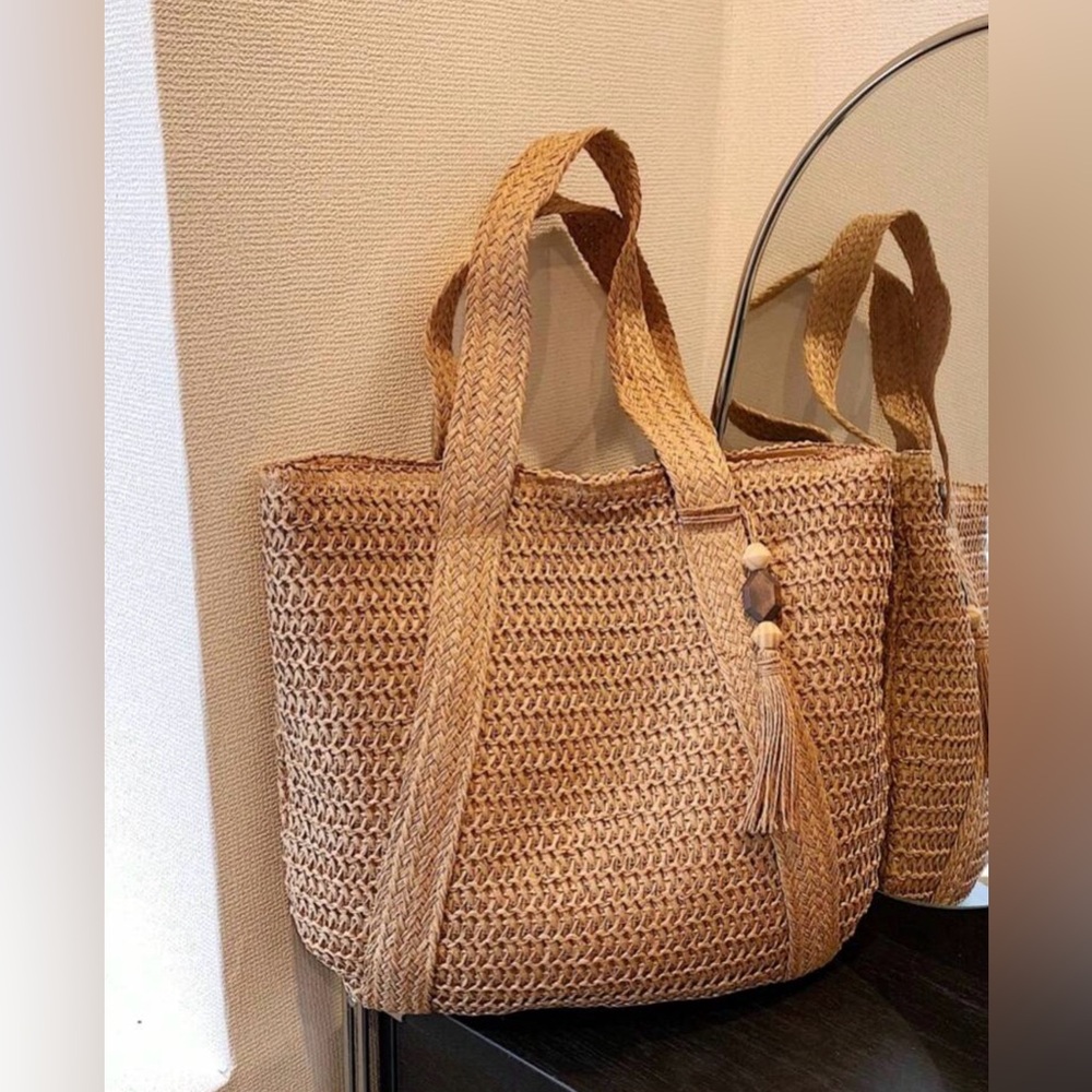 Woven Straw Tote Bag in Natural Tan